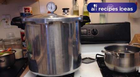 The Pressure Cooker Presto 01781
