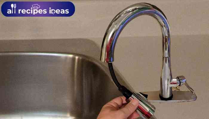 The Kitchen Faucet Delta Essa Kitchen Faucet