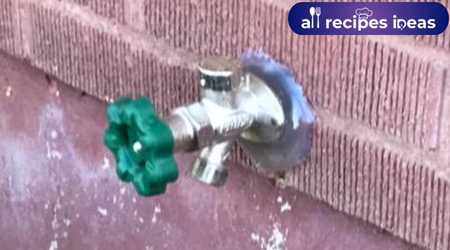 The Freeze-Proof Outdoor Faucet Prier P-164D14 Quarter-Turn Frost