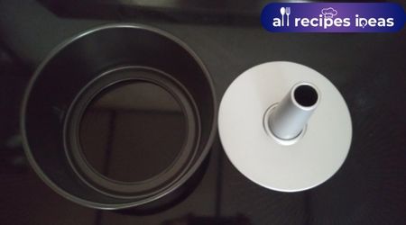 The Tube Pan For Pound Cake Cuisinart Chef's Classic Nonstick