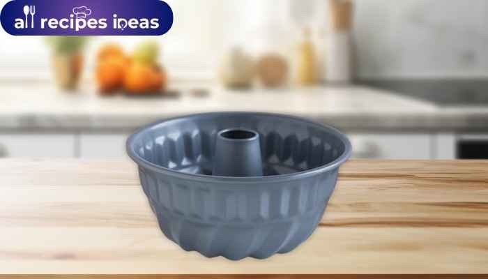 The Tube Pan For Pound Cake Fox Run Mini Fluted Pan