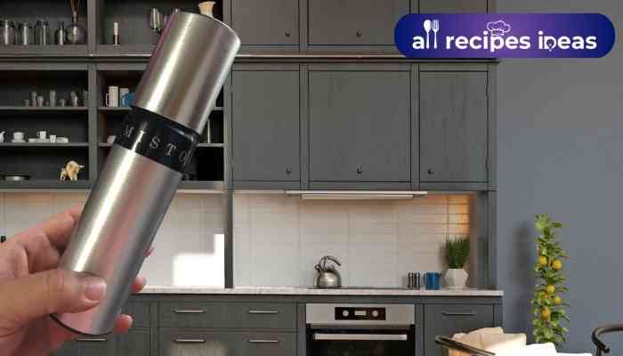 The Spray Bottle for Baking Bread Misto Oil Sprayer, Set of Two, Silver
